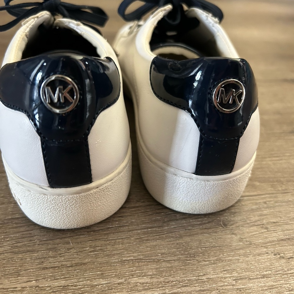 Michael Kors‎ Lace Up White Great Condition - Picture 8 of 12